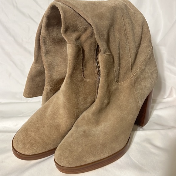 Michael Kors beige suede knee high boots size 9 - Picture 12 of 13